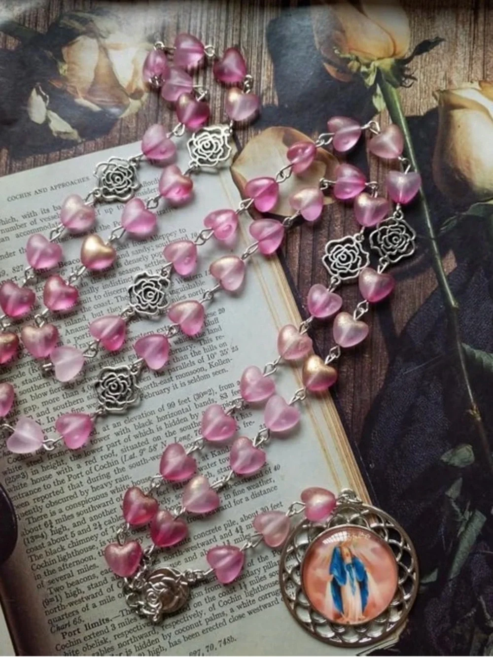Pink Heart Rosary Necklace with Miraculous  Pendant. NWT🙏
